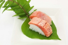 13_（大飯）ふくいサーモン寿司